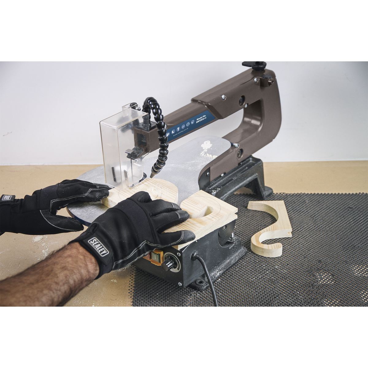 Sealey SM1302 Variable Speed Scroll Saw 406mm Throat 230V Sealey