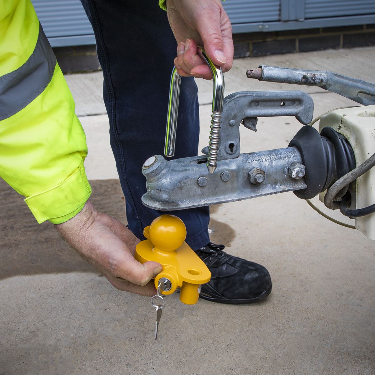 Sealey TB45 Ø50mm Tow-Ball Trailer Hitch Lock Sealey