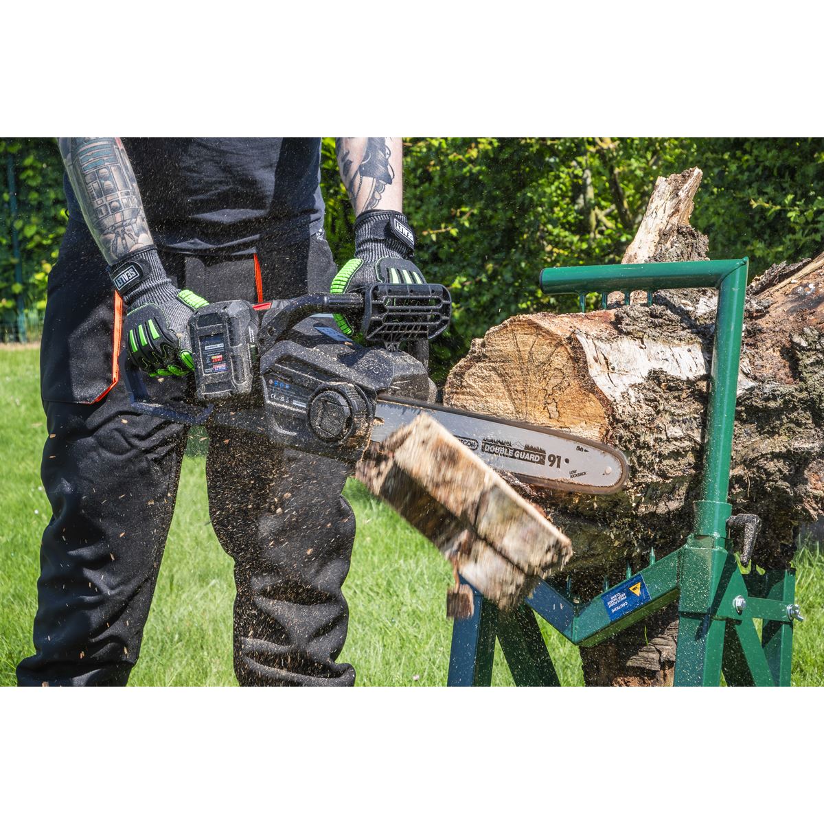 Sealey CP40VCS Chainsaw 40V SV20 Series 35cm - Body Only Sealey