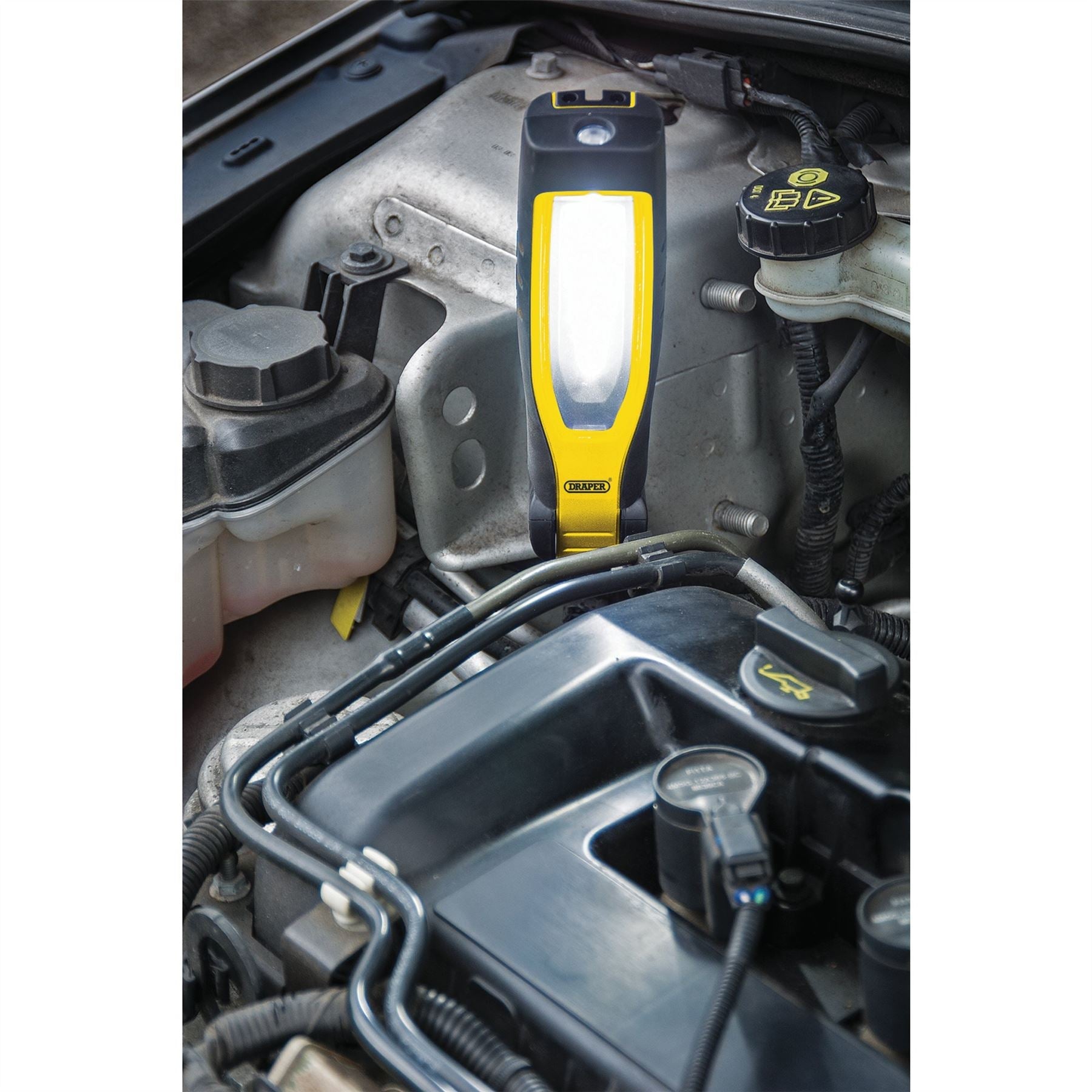 Draper 11762 COB/SMD LED Rechargeable Inspection Lamp 7W 700 Lumens Yellow 1 x USB Cable Supplied Draper