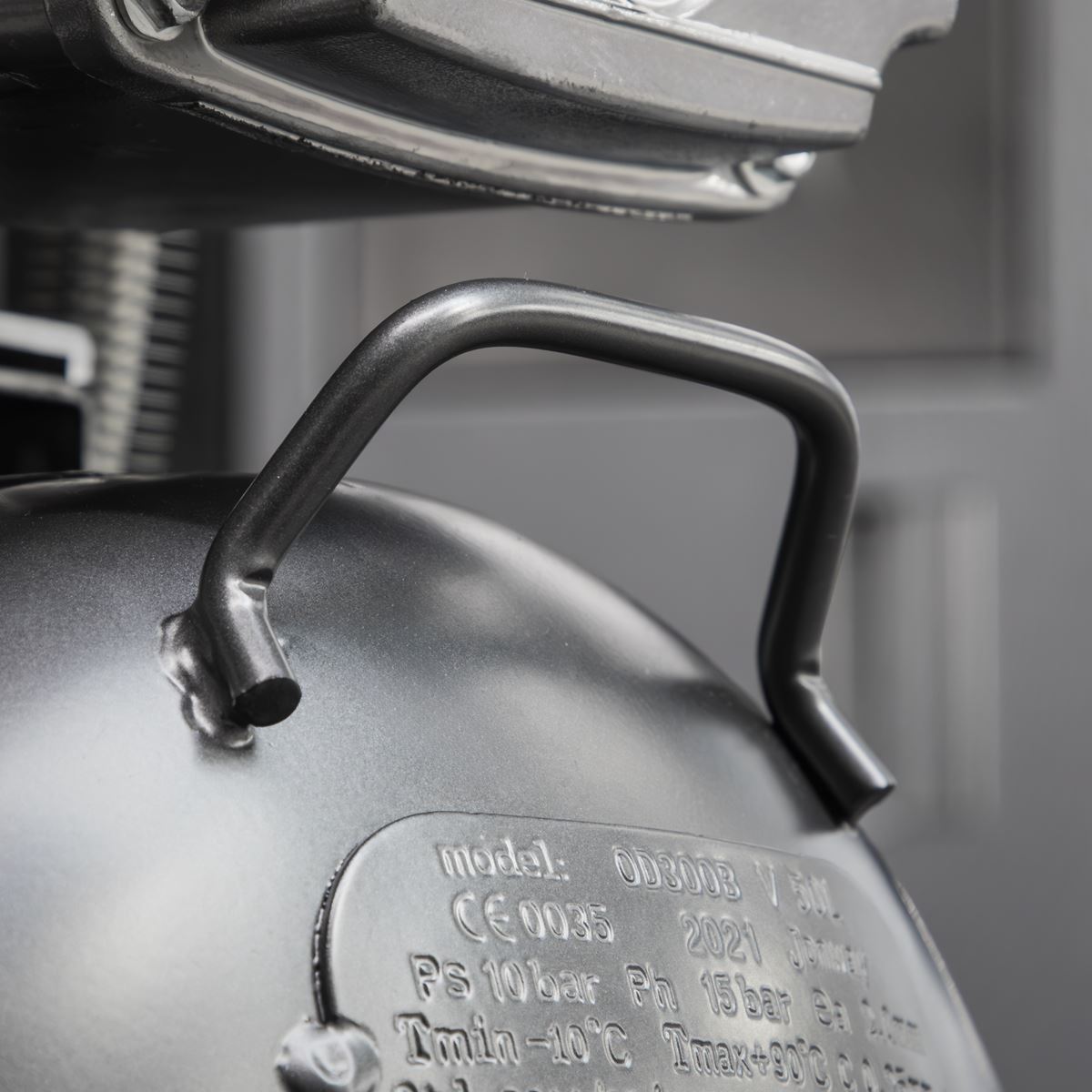 Sealey SAC5030VE Air Compressor 50L V-Twin Direct Drive 3hp Sealey