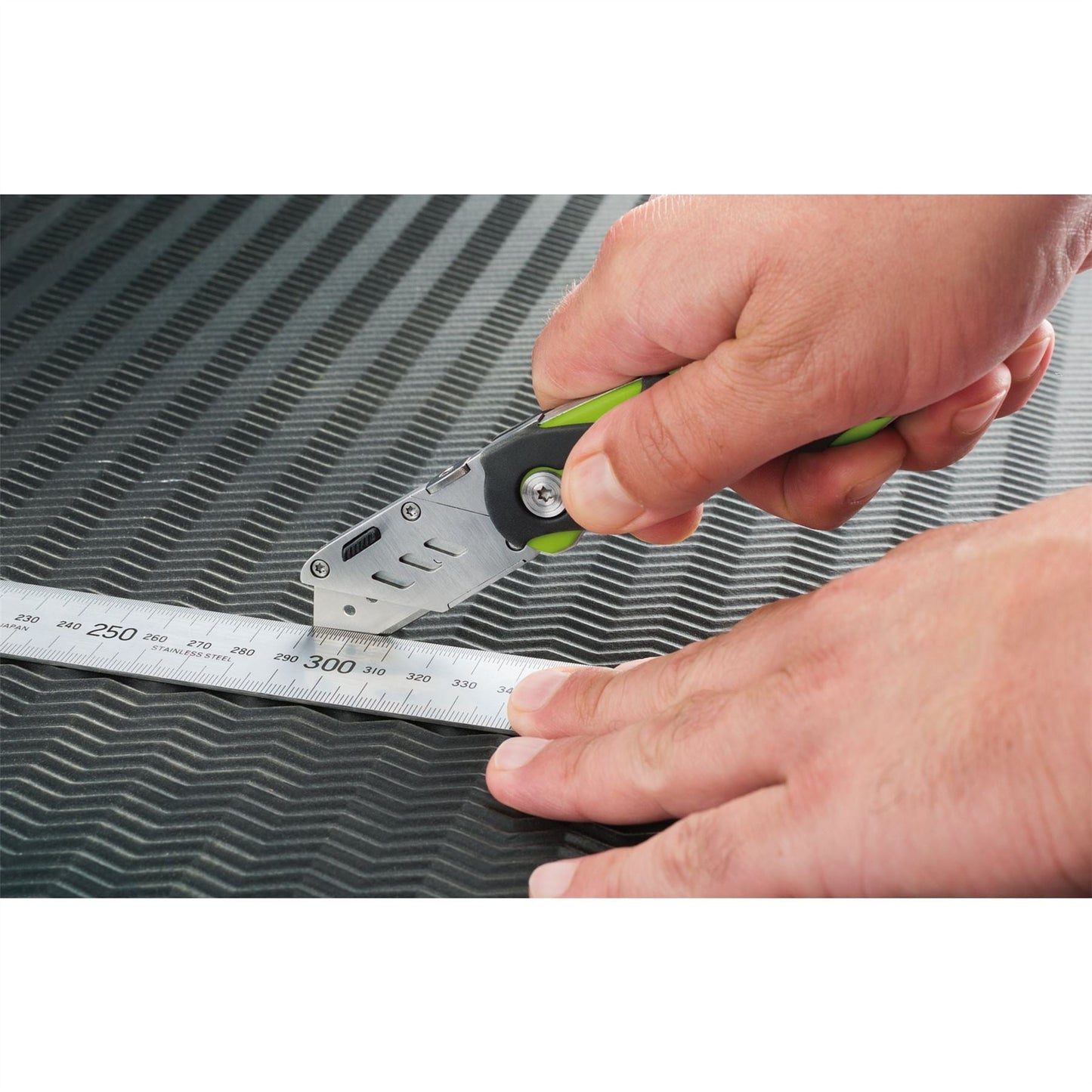 Draper 24424 Folding Trimming Knife with Belt Clip Green/Orange Draper