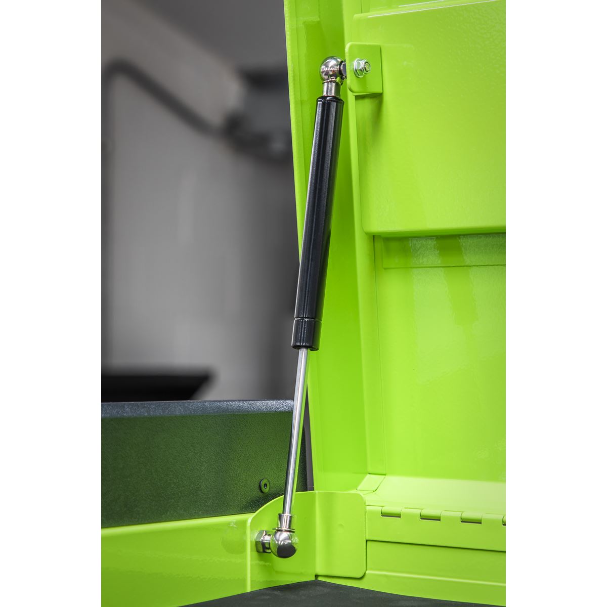 Sealey APPD4G 4 Drawer Push-to-Open Topchest with Ball-Bearing Slides - Green Sealey