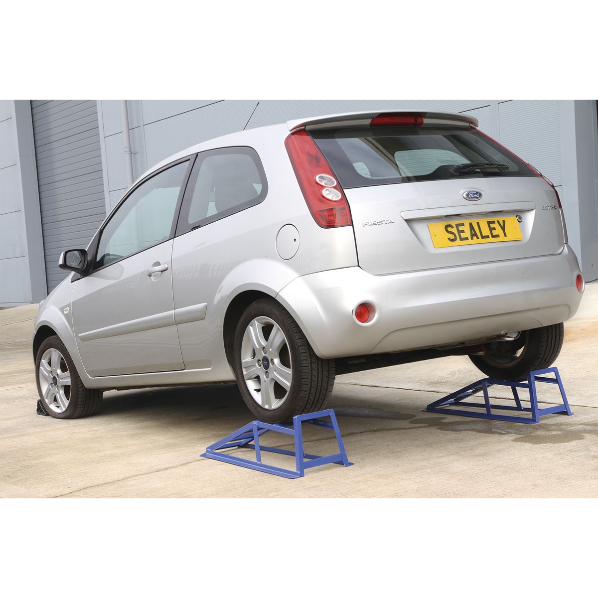 Sealey CAR2000 Car Ramps 1 Tonne Capacity per Ramp 2 Tonne Capacity per Pair Sealey