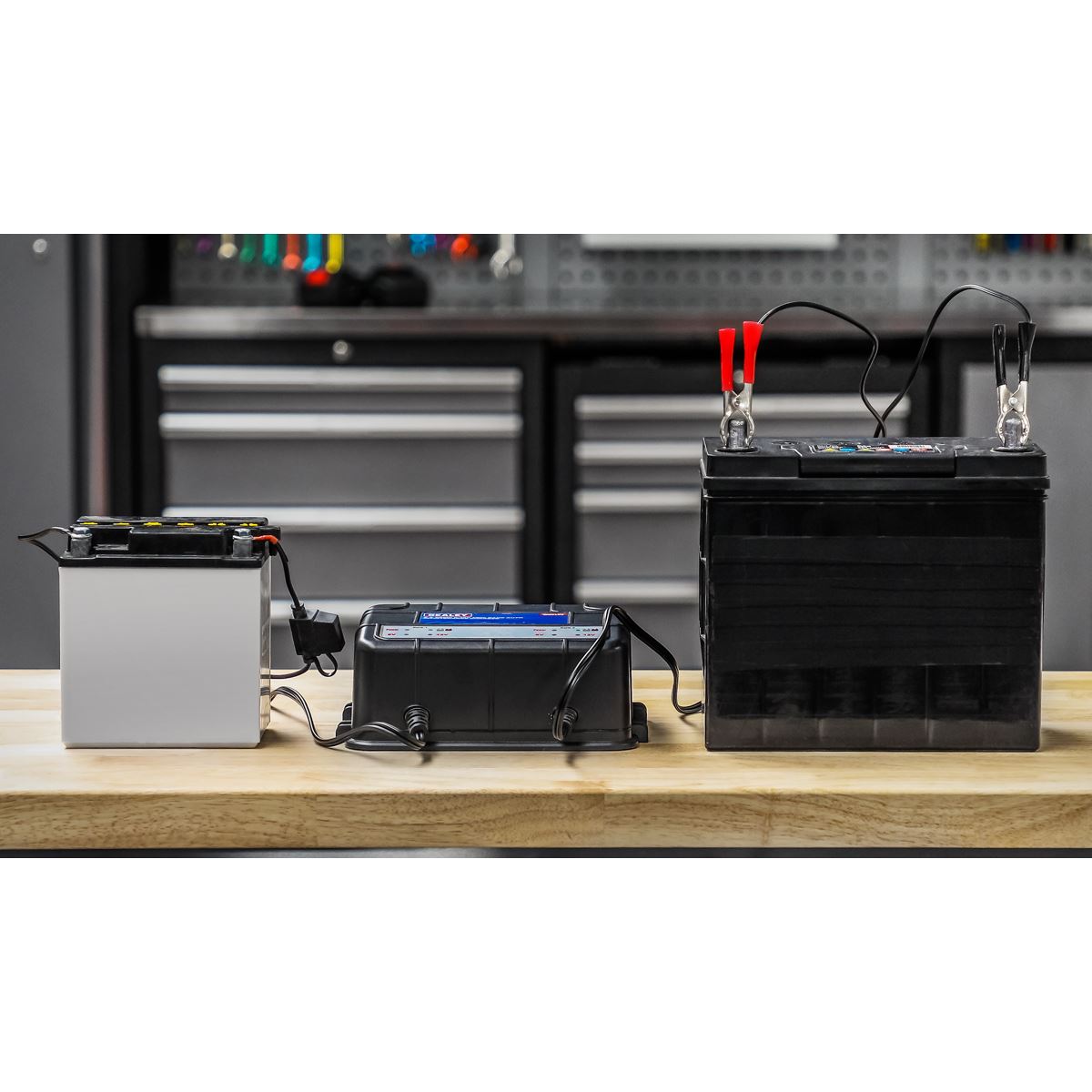 Sealey MBC250 Two Bank 6/12V 10A (2 x 5A) Auto Maintenance Charger Sealey