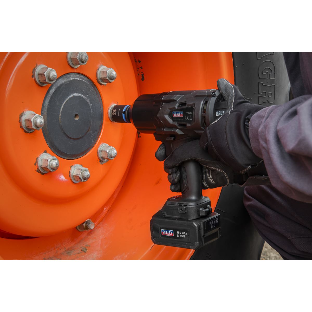 Sealey CP1812 Cordless Impact Wrench 18V 4Ah Lithium-ion 1/2"Sq Drive Sealey