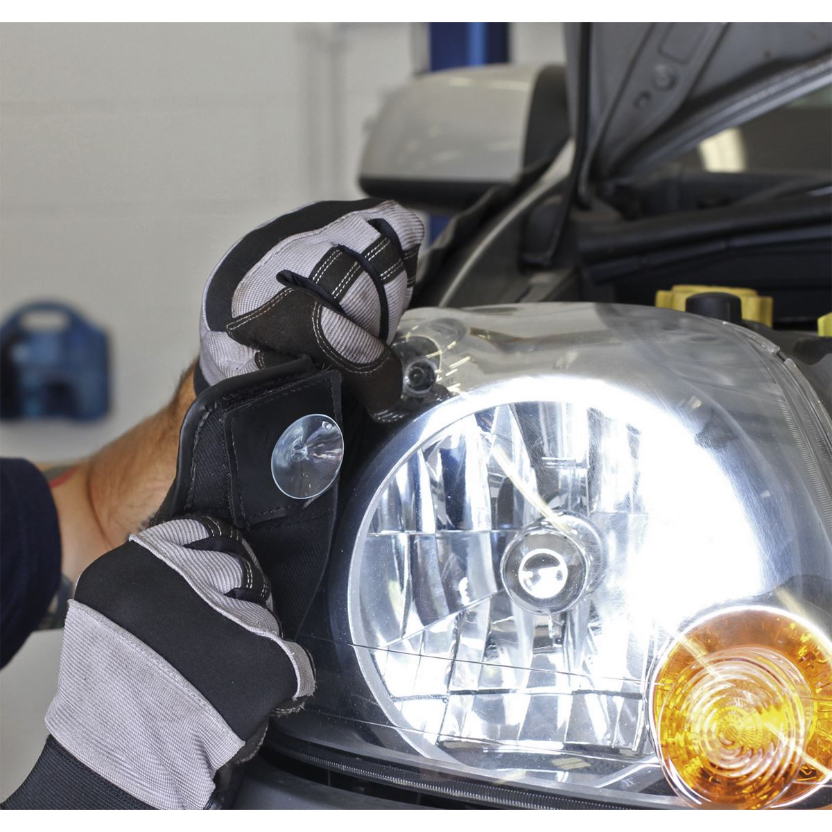 Sealey VS8503 Magnetic & Suction Grip Workshop Wing Cover Sealey