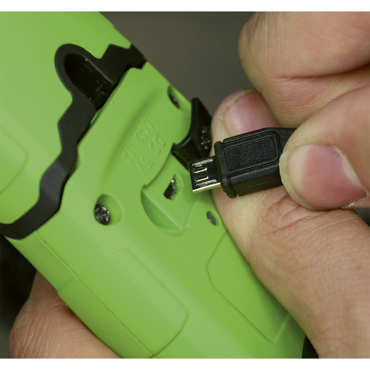 Sealey LED3601G Rechargeable 360° Inspection Light 3W COB & 1W SMD LED Green Lithium-Polymer Sealey