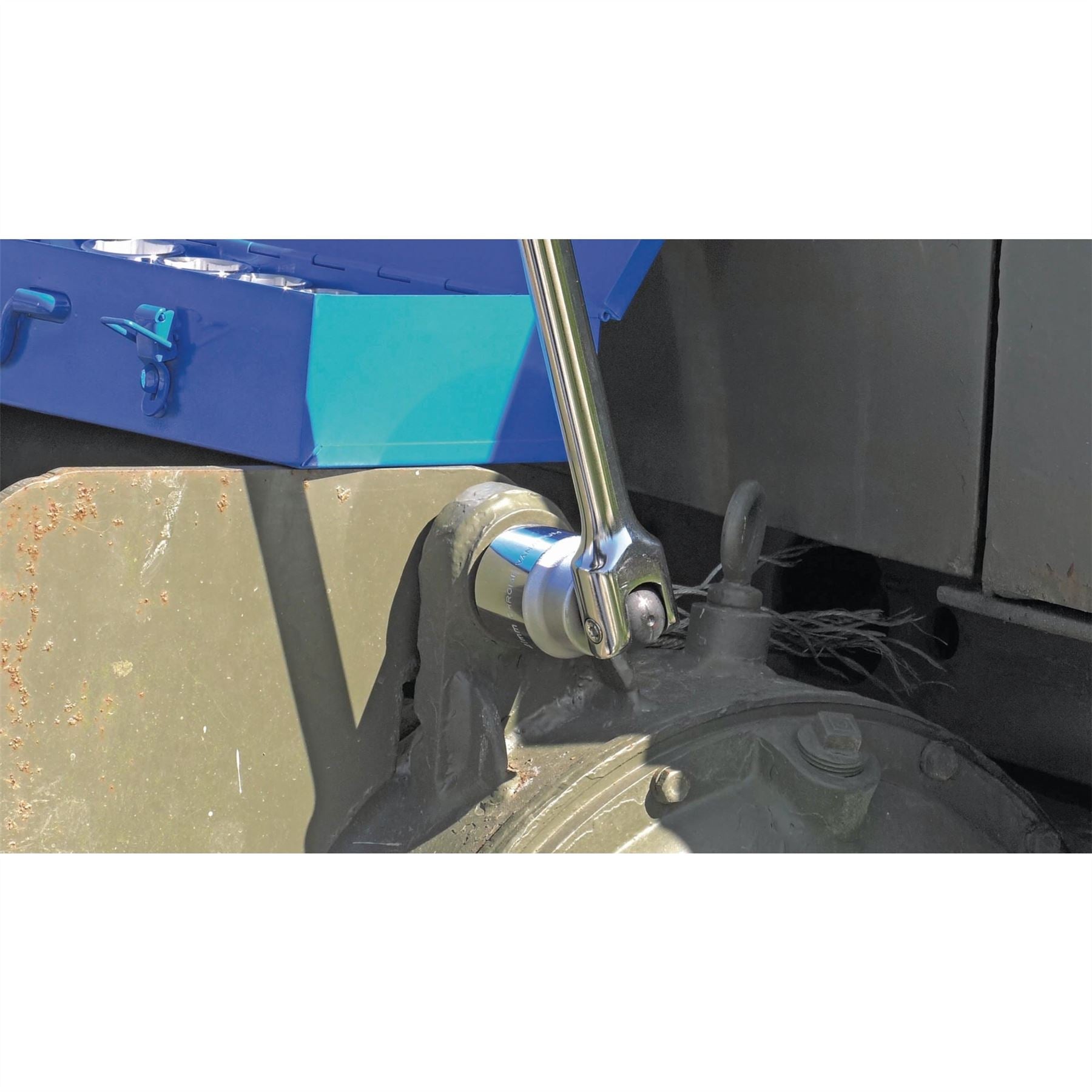 Draper 16486 Expert Metric Socket Set in Metal Case 3/4" Sq. Dr. 17 Piece Draper