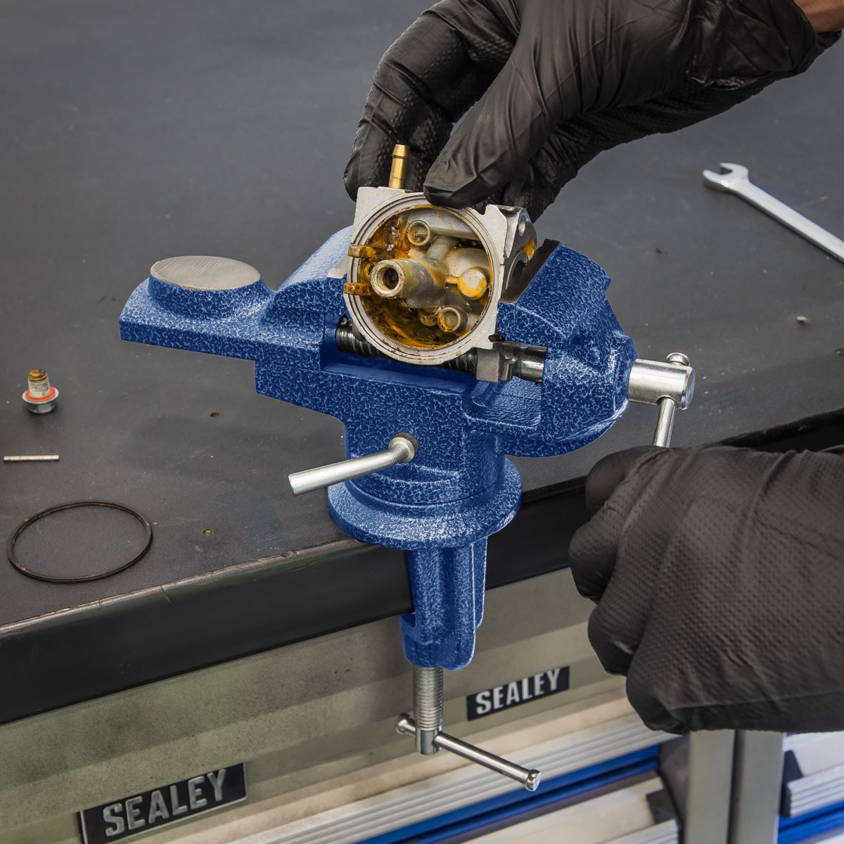 Sealey CV50 50mm Portable Bench & Table Vice with 360° Swivel Base Sealey