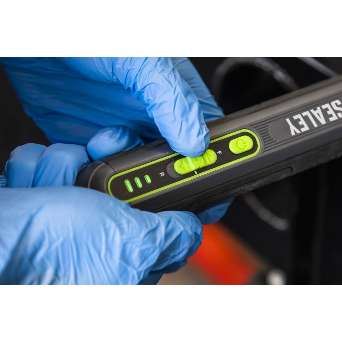 Sealey CP4VSD 4V Cordless Screwdriver with 25pc Bit Set Sealey