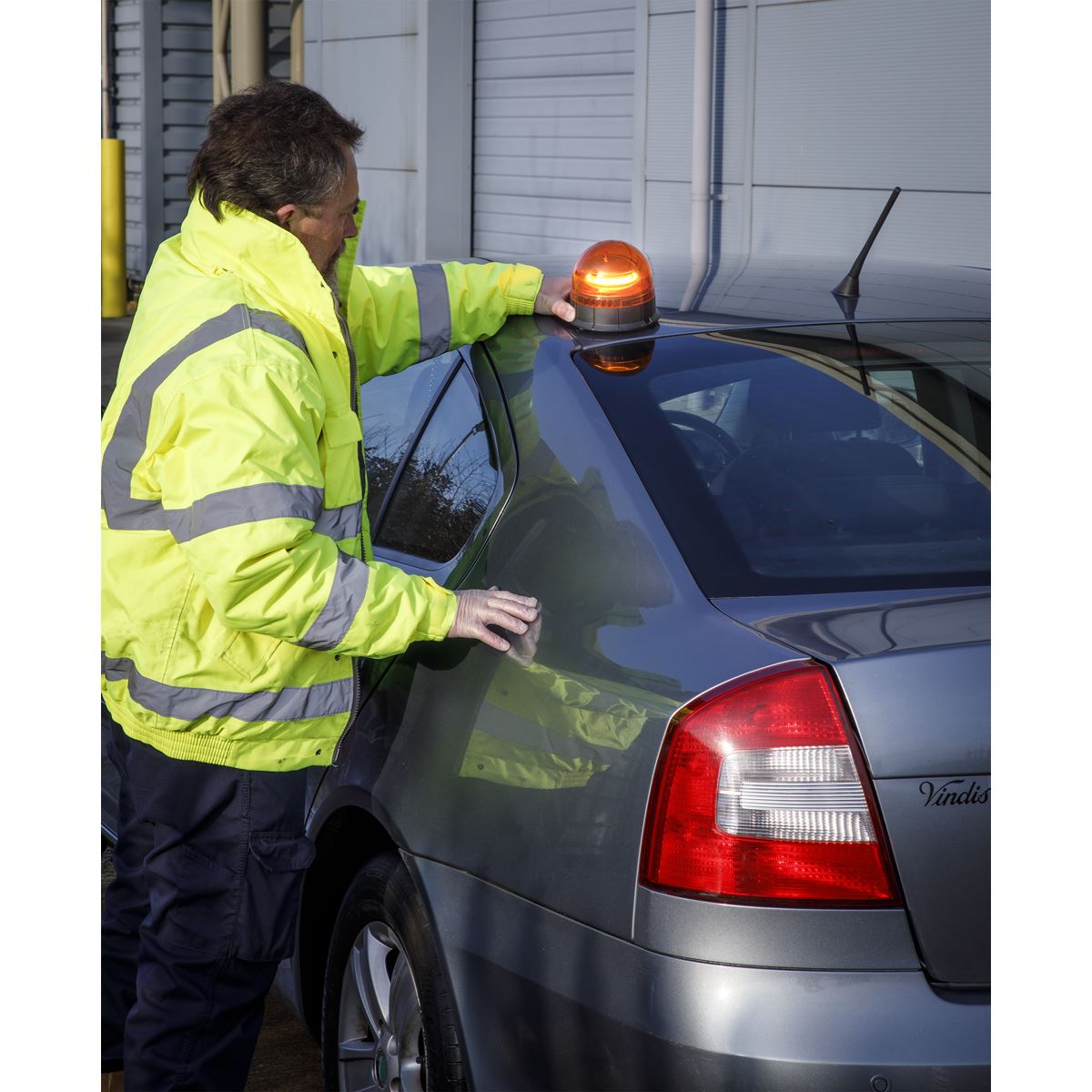 Sealey WB954LED Warning Beacon 20W SMD LED 12/24V Magnetic Base Sealey