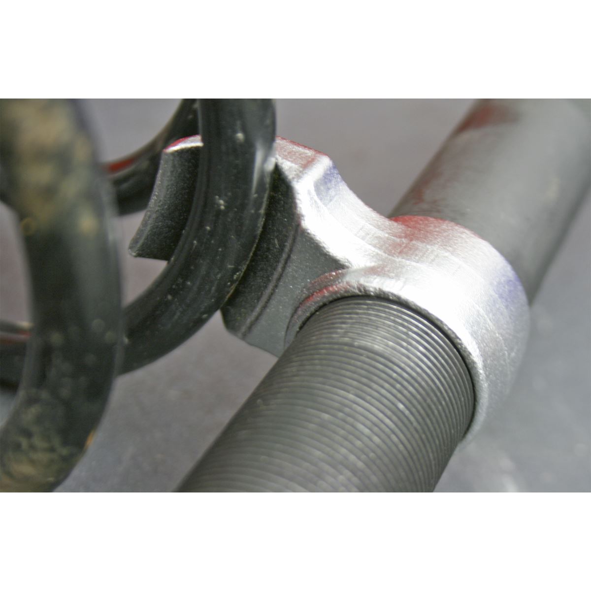 Sealey AK3845 Coil Spring Compressor Set 2pc Heavy-Duty 2500kg/Pair Sealey