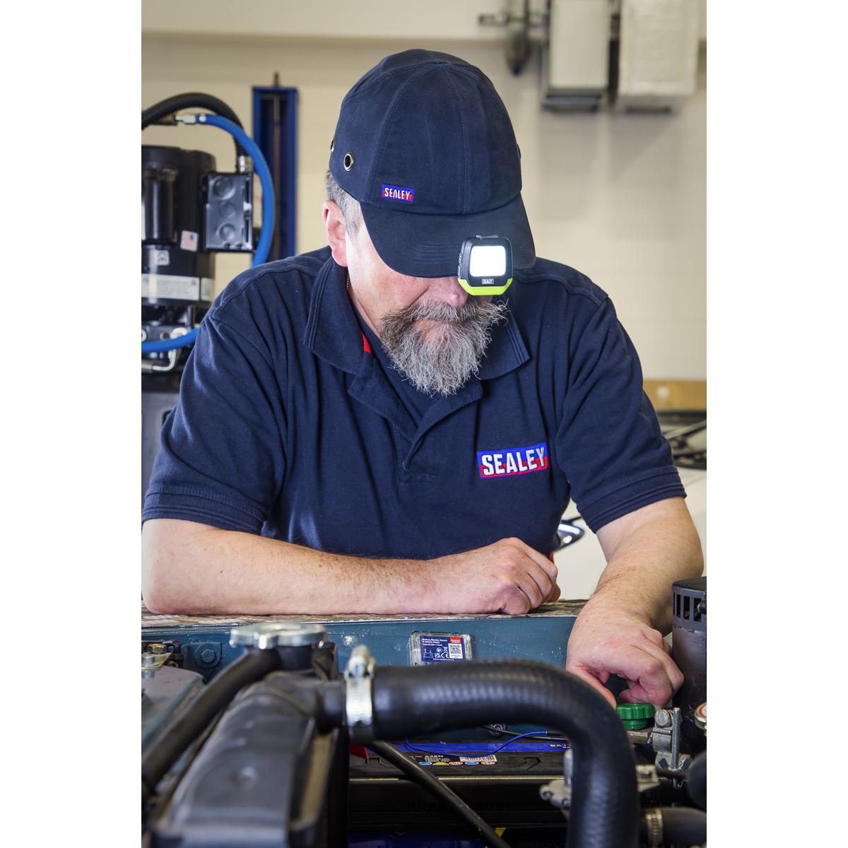 Sealey HT02LED 2W & 1.5W SMD LED Rechargeable Clip Light with Auto-Sensor Sealey