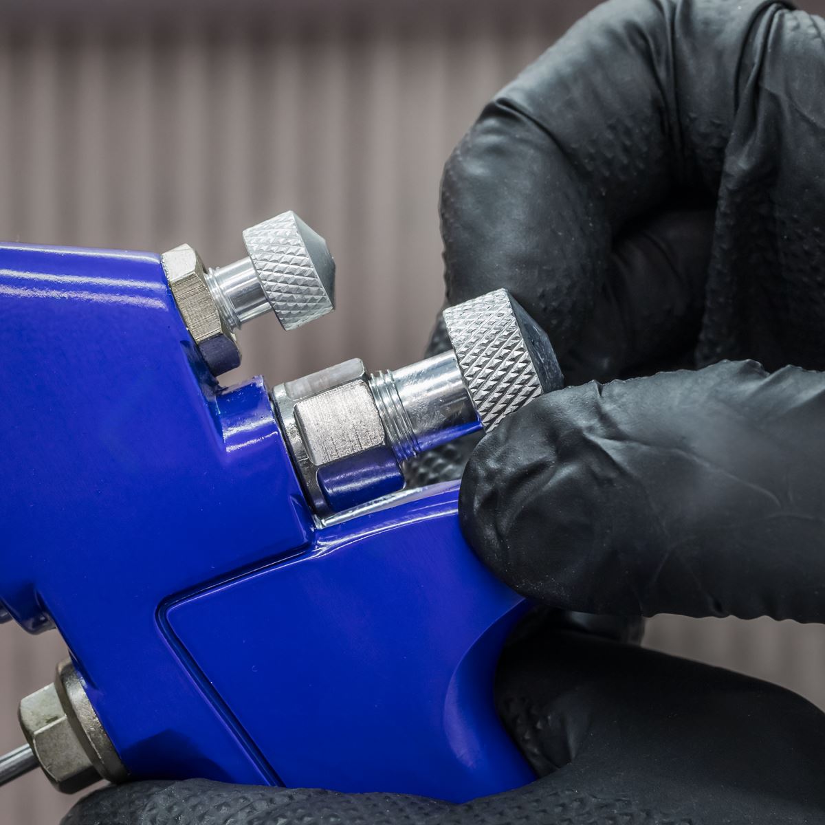 Sealey S713G Gravity Feed Spray Gun 1.3mm Set-Up Sealey