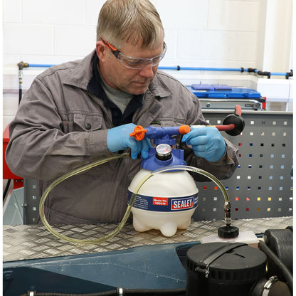 Sealey VS0215 Pneumatic Brake Bleeder 3L Sealey