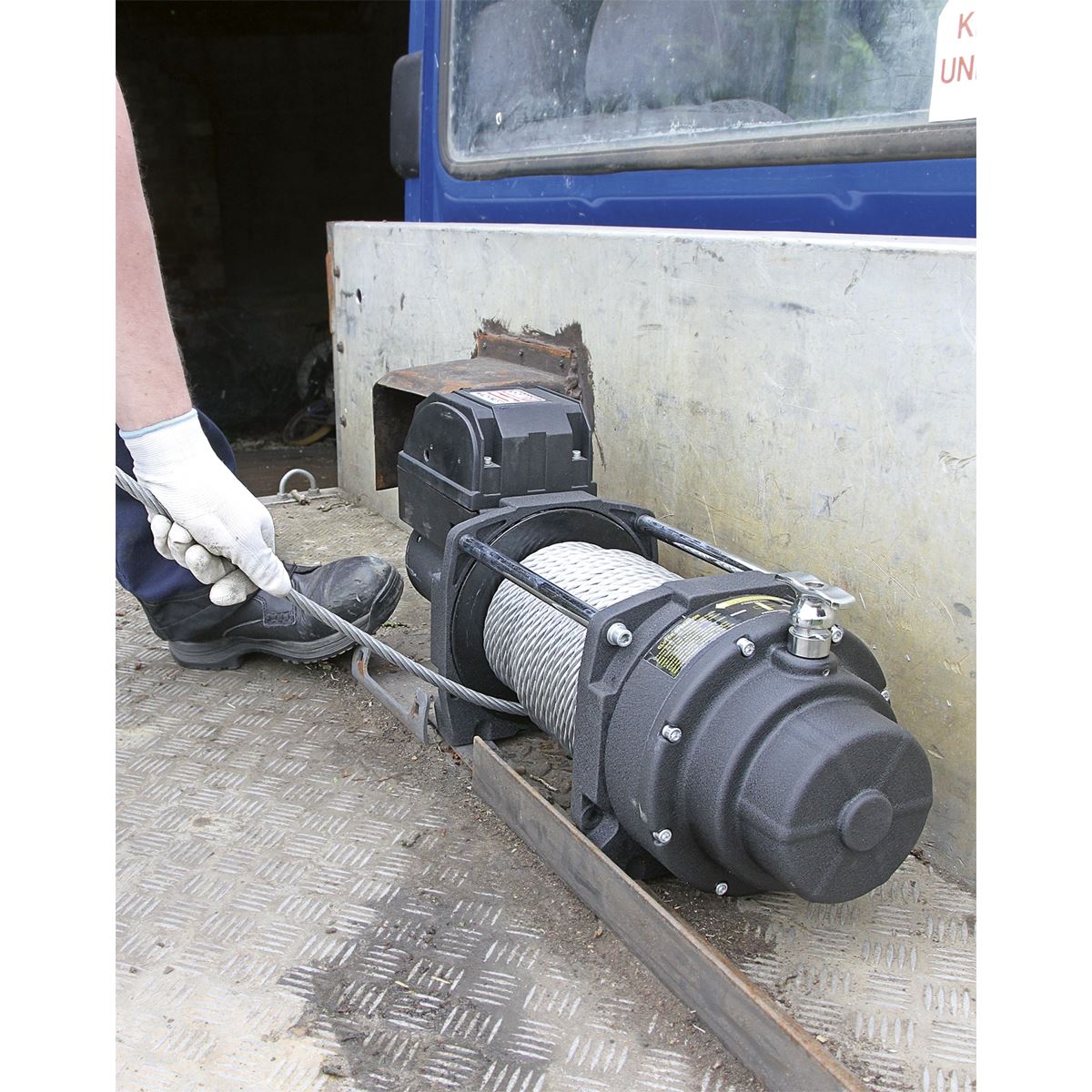 Sealey RW8180 Recovery Winch 8180kg(18000lb)Line Pull 12V Industrial Sealey