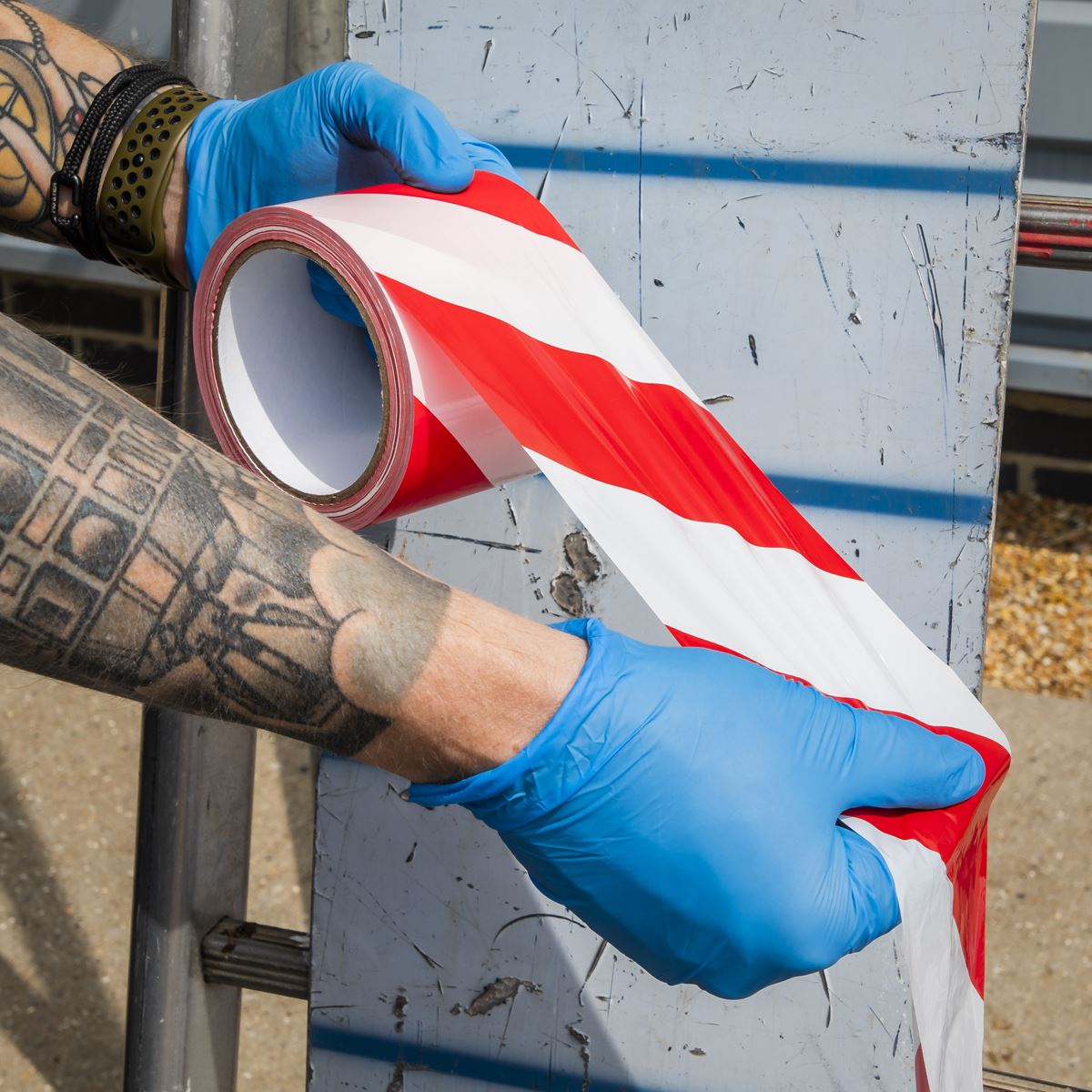 Sealey BTRW Hazard Warning Barrier Tape 80mm x 100m Red/White Non-Adhesive Sealey