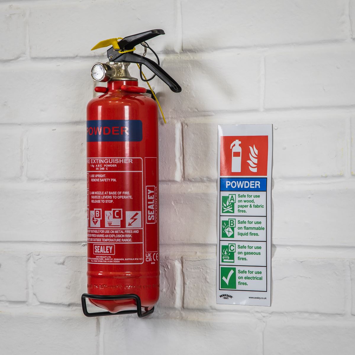 Sealey SS52P1 Safe Conditions Safety Sign - Powder Fire Extinguisher - Rigid Plastic Sealey