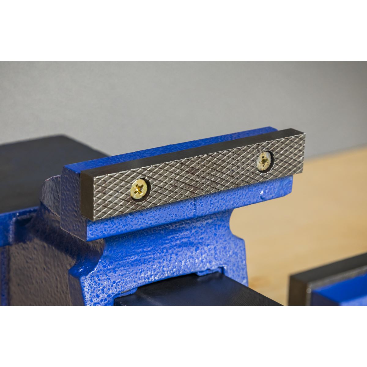 Sealey CVXTB125COMBO Heavy-Duty Professional Vice with Swivel Base 125mm Sealey