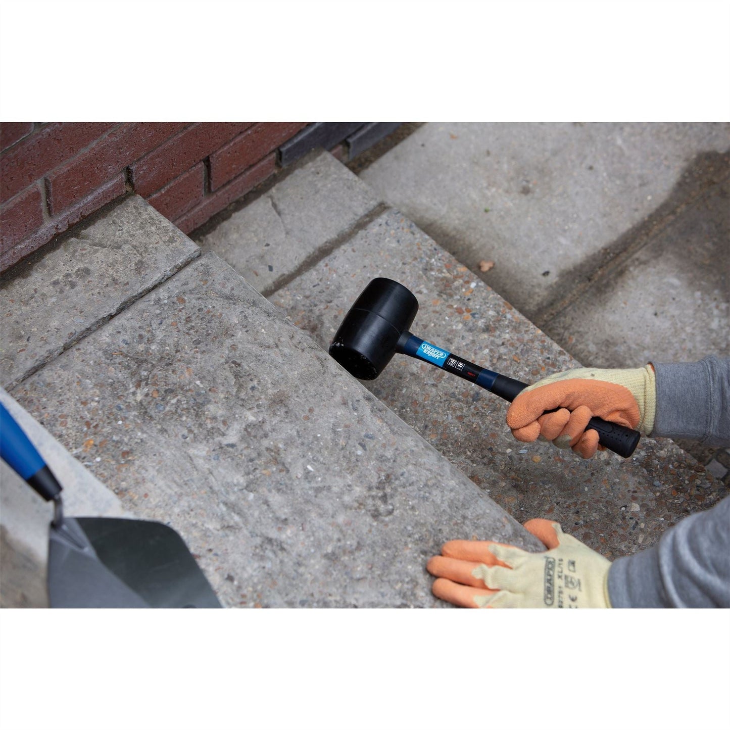 Draper 08017 Rubber Mallet with Fibreglass Shaft 450g/16oz Draper