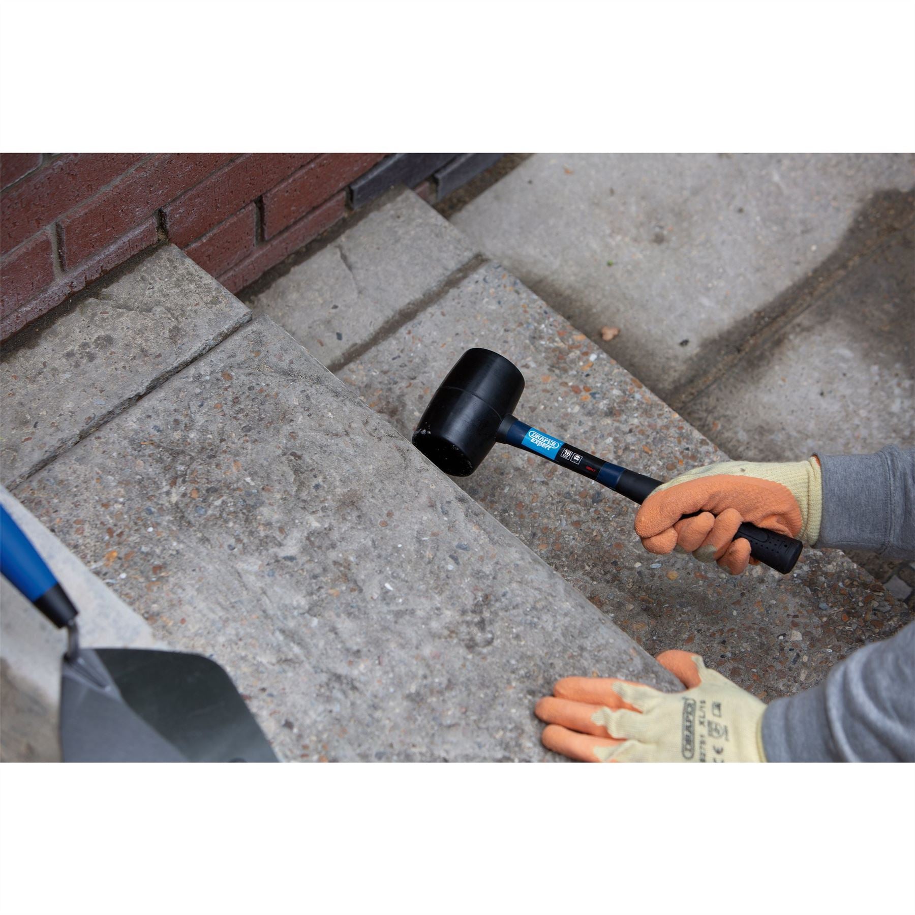 Draper 08017 Rubber Mallet with Fibreglass Shaft 450g/16oz Draper