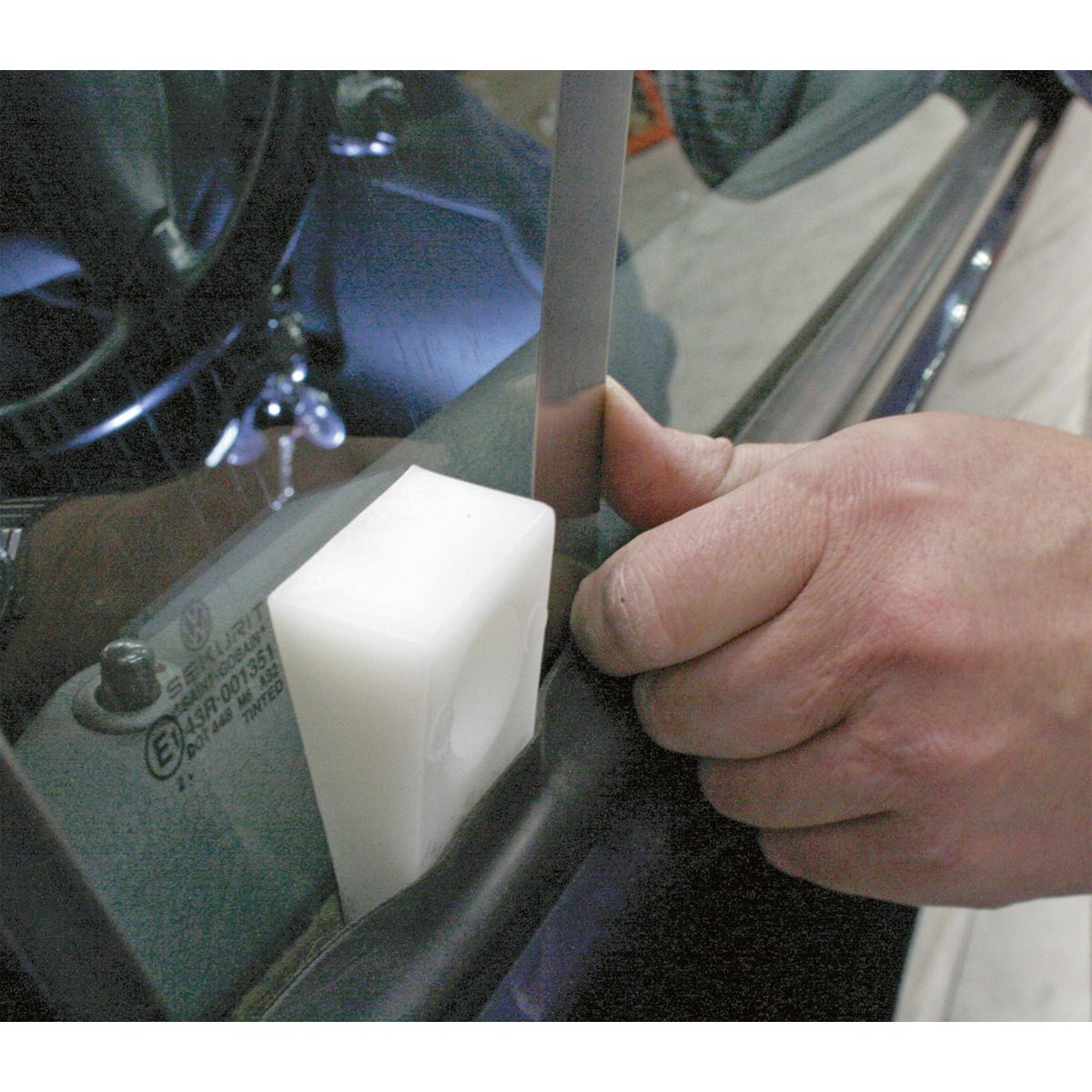 Sealey EC95 Emergency Car Opening Kit Sealey