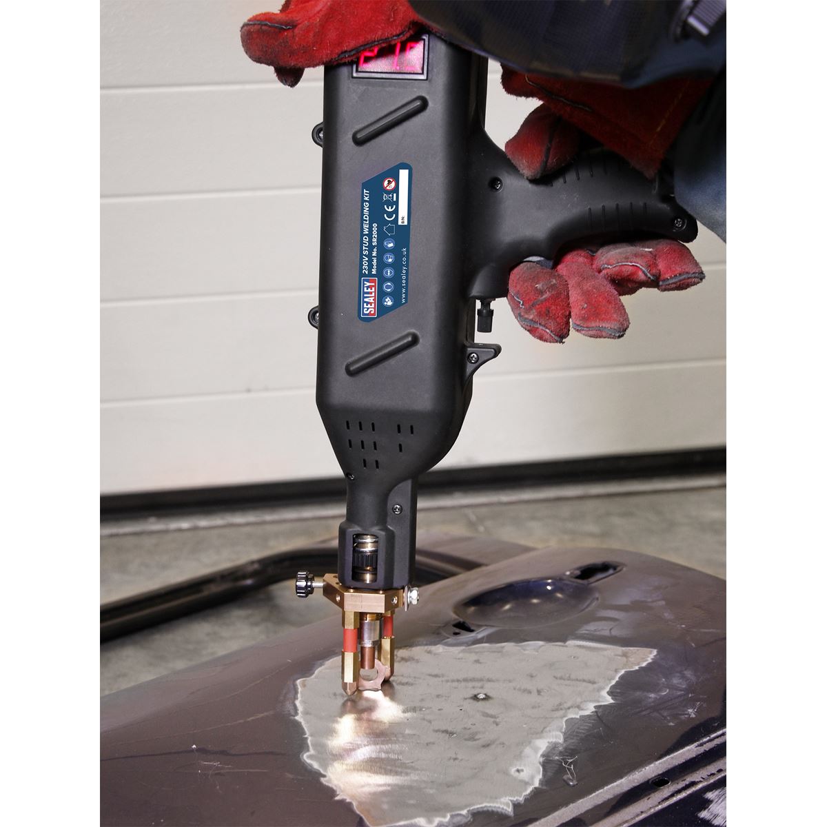 Sealey SR2000 Stud Welding Kit 230V Sealey