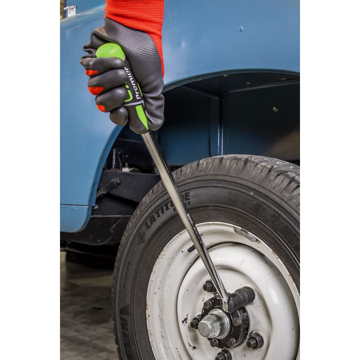 Sealey AK7306HV Breaker Bar 600mm 1/2"Sq Drive - Hi-Vis Green Sealey