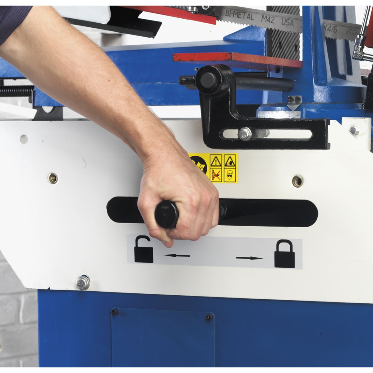 Sealey SM355CE Industrial Power Bandsaw 255mm Sealey