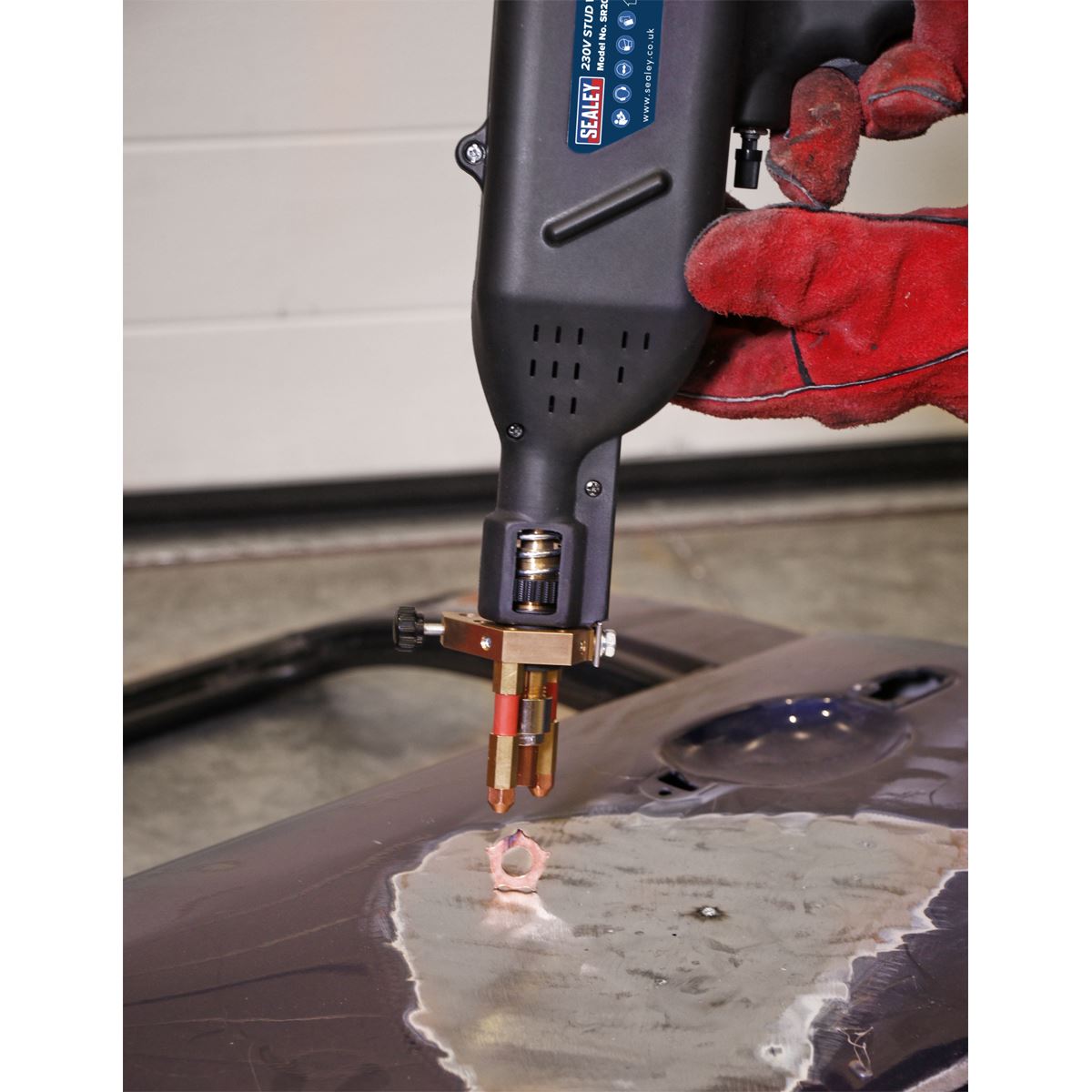 Sealey SR2000 Stud Welding Kit 230V Sealey