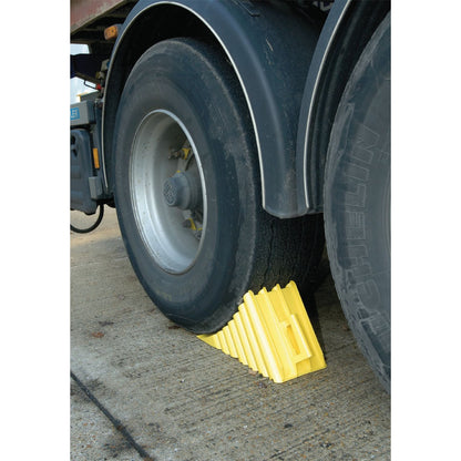 Draper 12271 Wheel Chock for Larger Than 920mm Dia. Wheels Draper