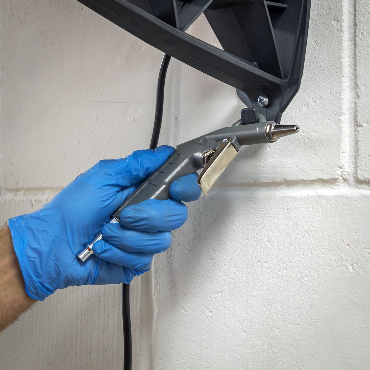 Sealey SAC15WM Wall Mounting Oil Free Air Compressor 1.5hp with 7m Retractable Hose Reel Sealey