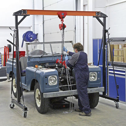 Sealey SG1000 Portable Lifting Adjustable Gantry Crane 1 Tonne Sealey
