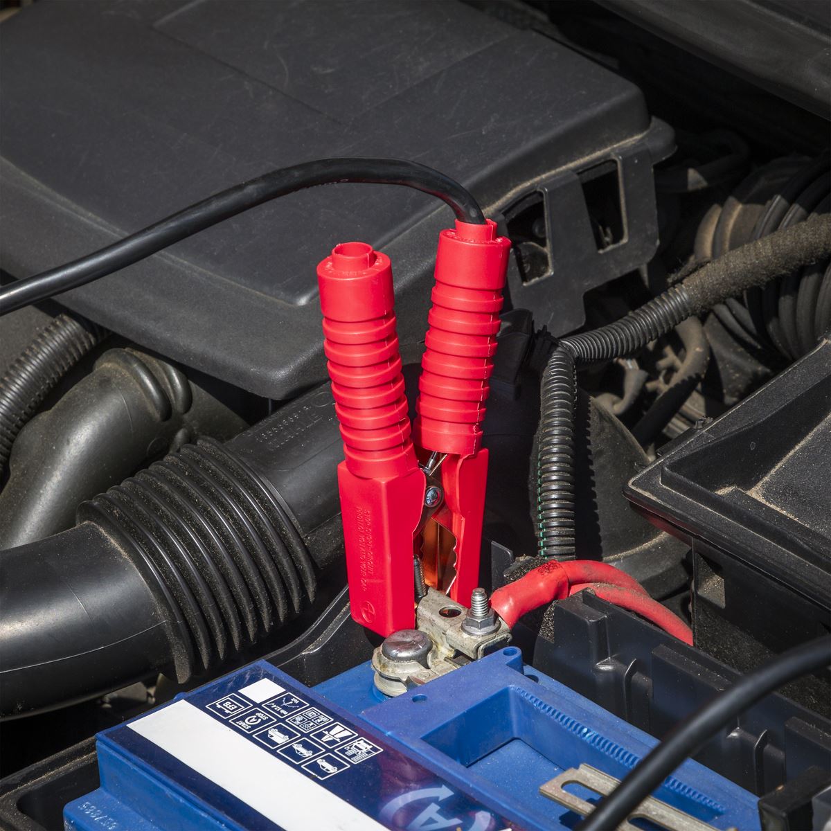 Sealey SUPERSTART200D 12/24V Starter 200A/Automatic Battery Charger 60A Sealey