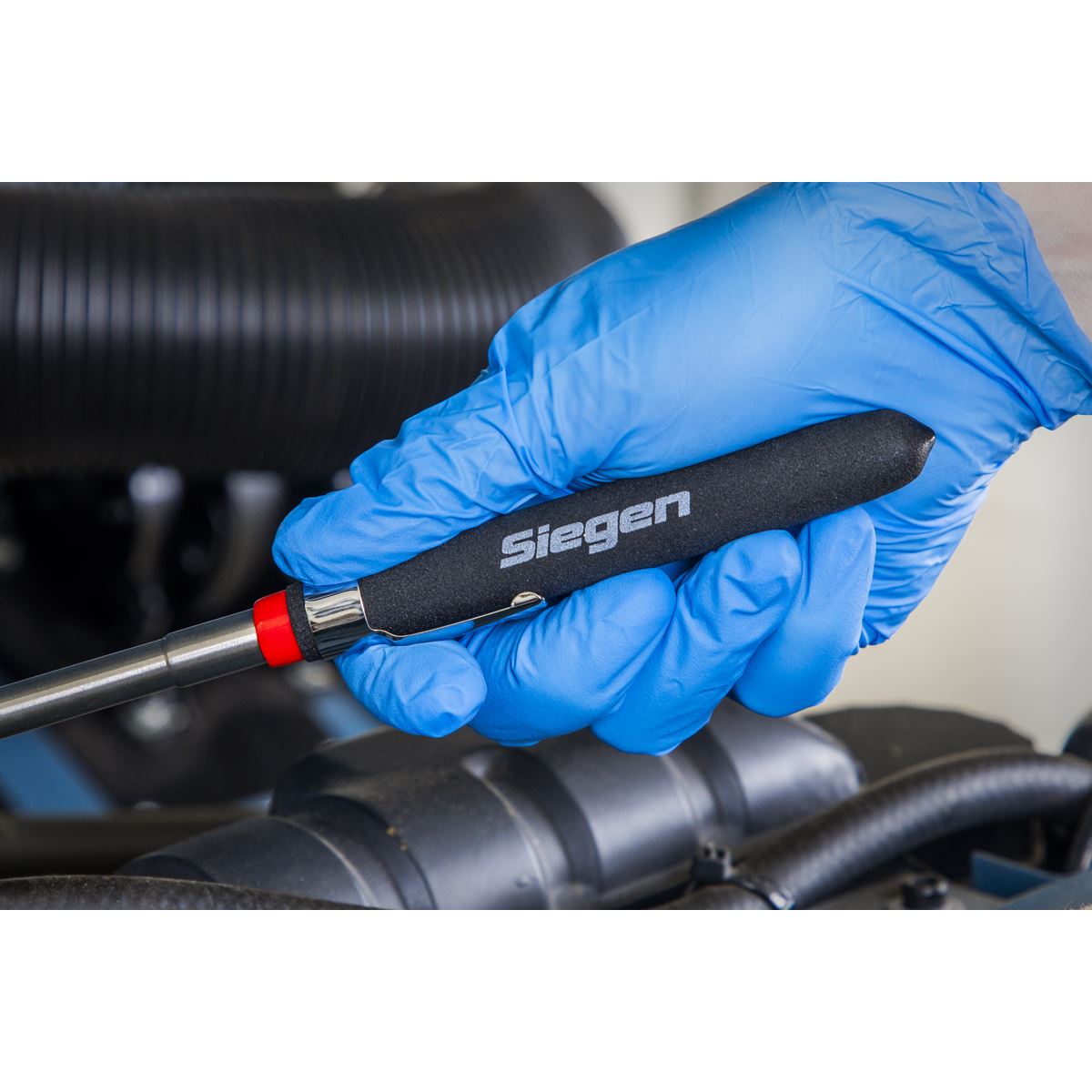 Siegen S0823 Heavy-Duty Magnetic Pick-Up Tool 3.6kg Capacity Siegen