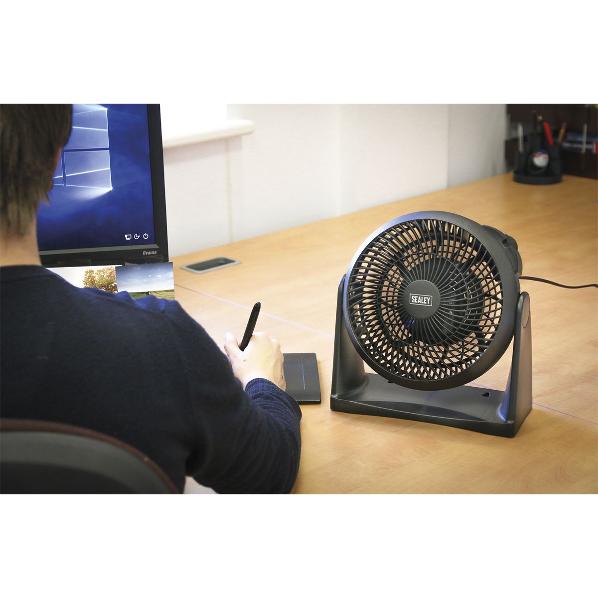 Sealey SFF08 Desk/Floor Fan 3-Speed 8" 230V Sealey