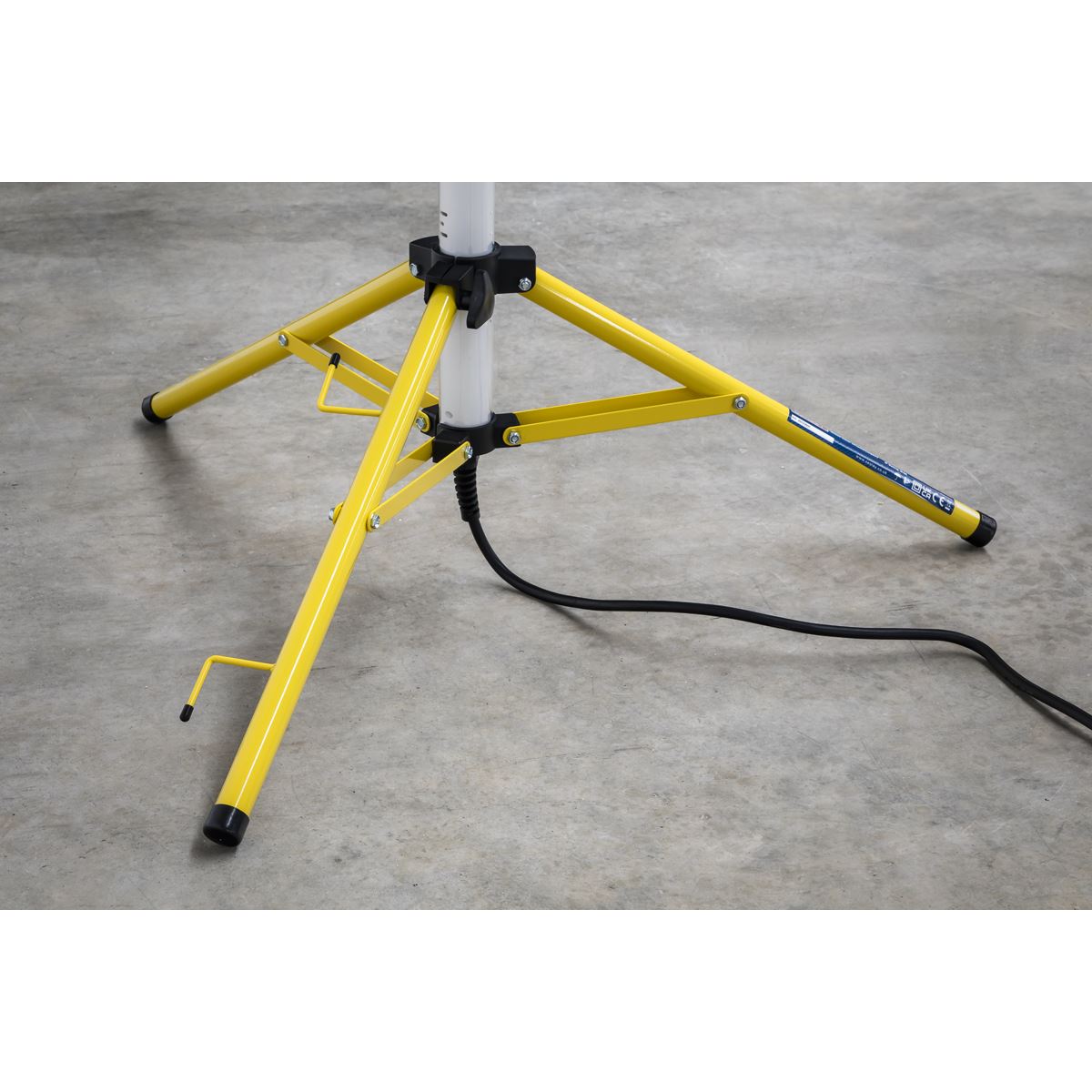 Sealey LED60110V Slim Standing Floodlight 360° 60W SMD LED 110V Sealey