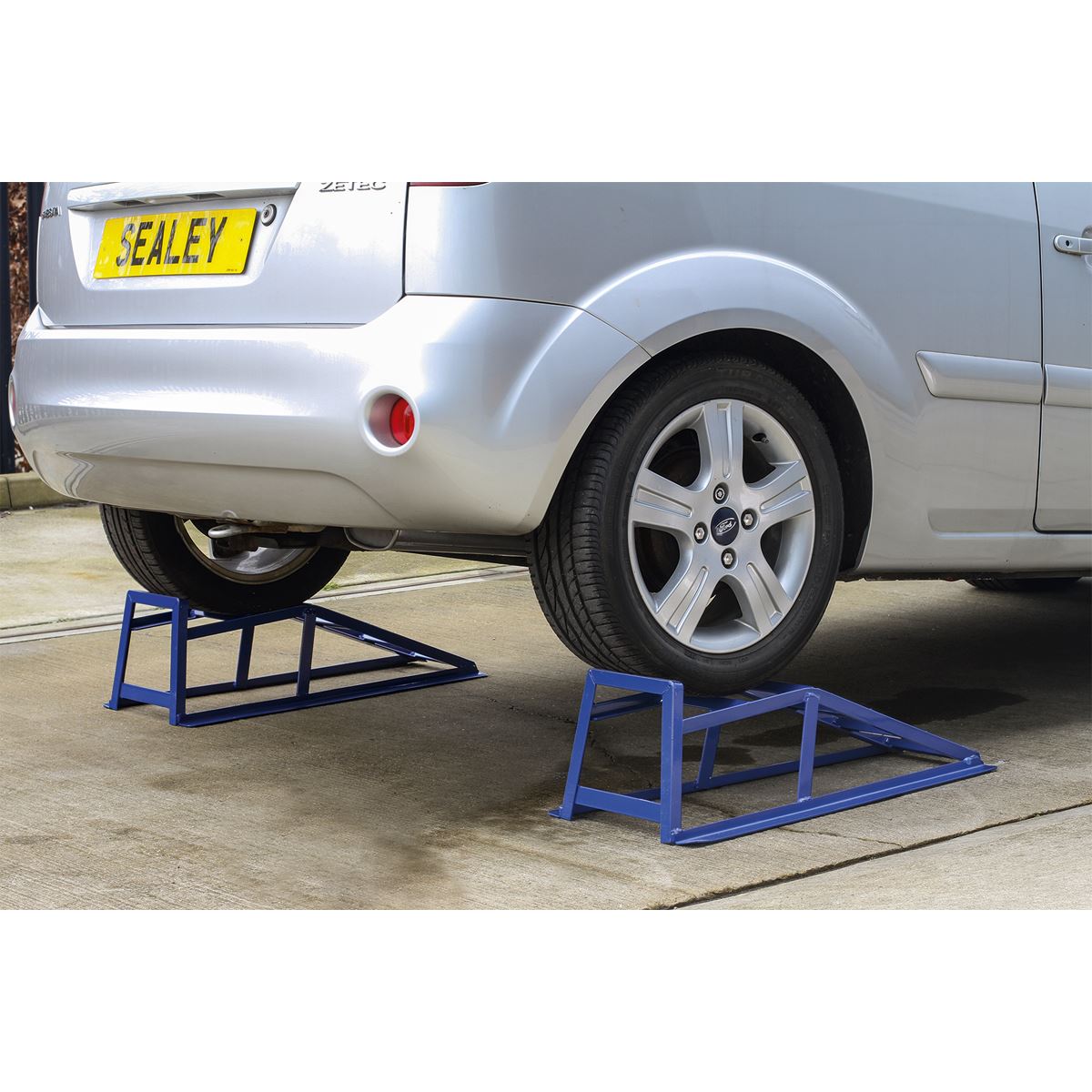 Sealey CAR2000 Car Ramps 1 Tonne Capacity per Ramp 2 Tonne Capacity per Pair Sealey