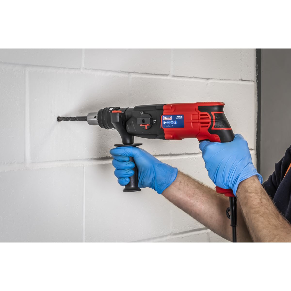 Sealey SDSPLUS18 Rotary Hammer Drill SDS Plus Ø18mm 750W/230V Sealey