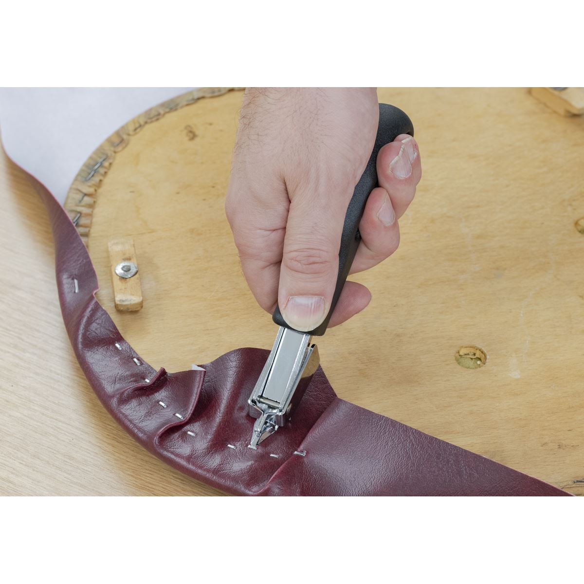 Sealey AK707 Staple Remover Heavy-Duty Sealey