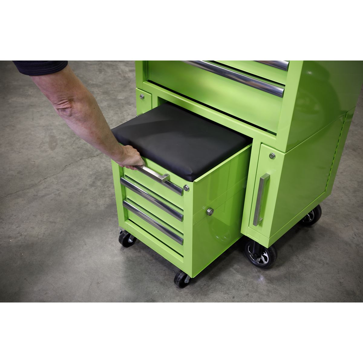 Sealey AP556CSHV Rollcab 3 Drawer & Utility Seat Sealey