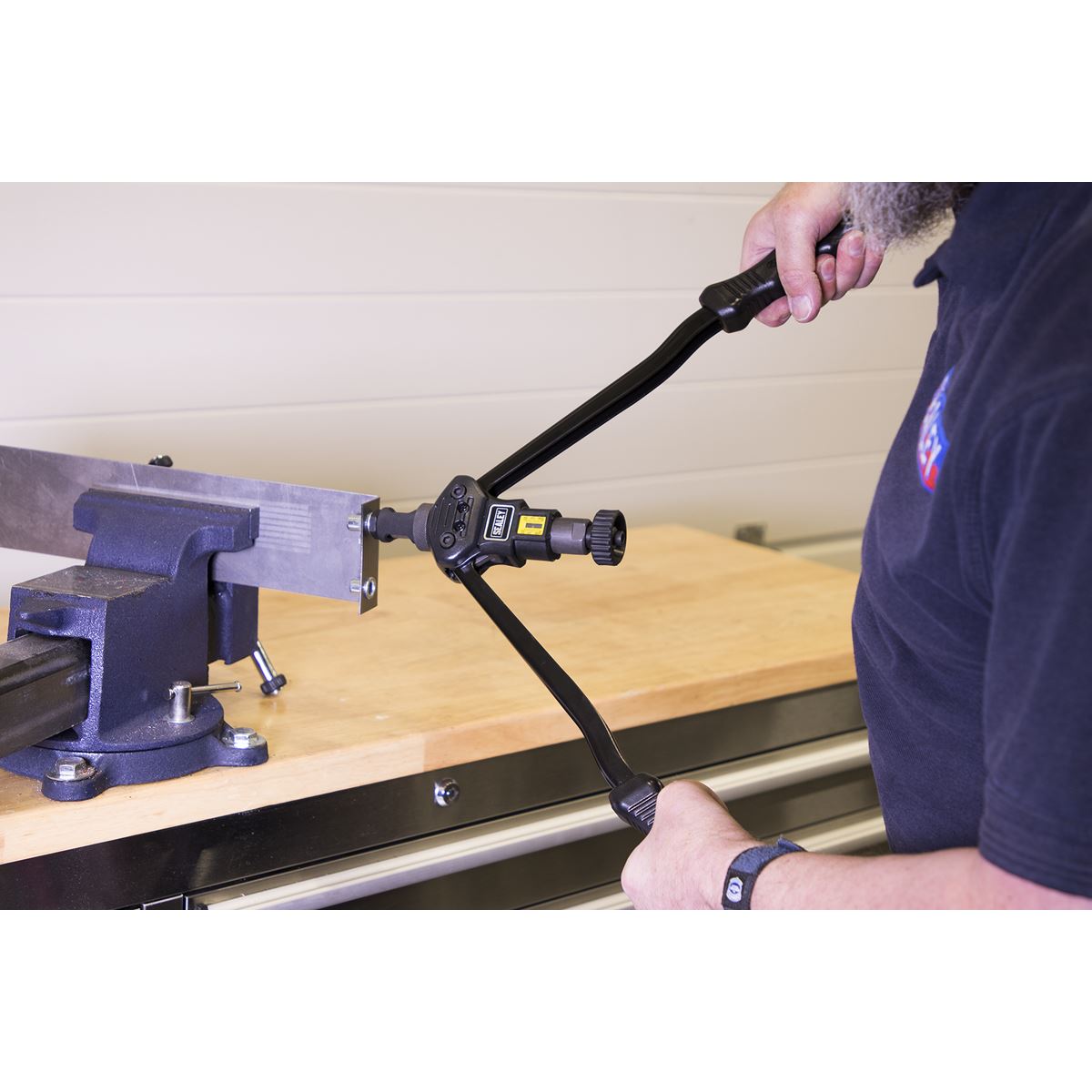 Sealey AK3985 Long-Arm Threaded Nut Riveter Sealey