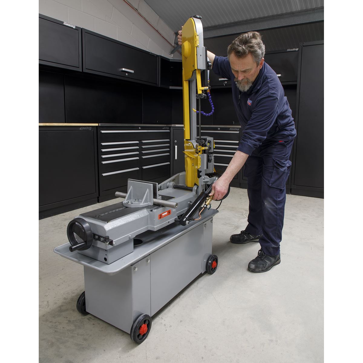 Sealey SM35CE Bandsaw 300mm Horizontal Hydraulic Arm Sealey