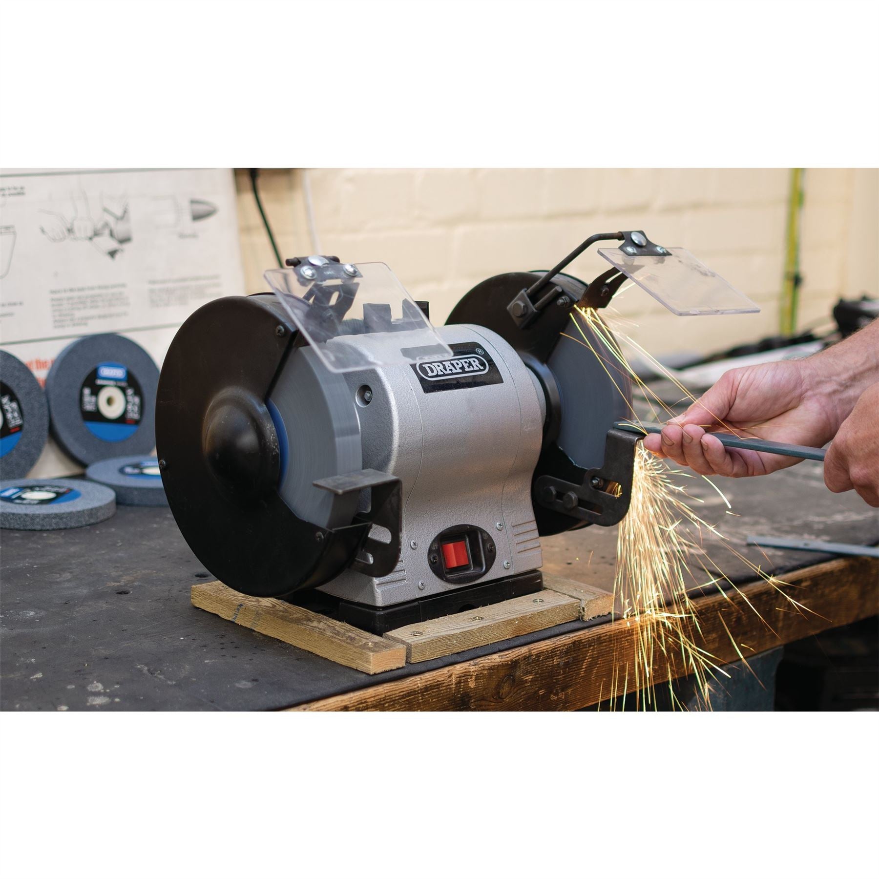 Draper 99571 Aluminium Oxide Bench Grinding Wheel 200 x 25mm 60 Grit Draper