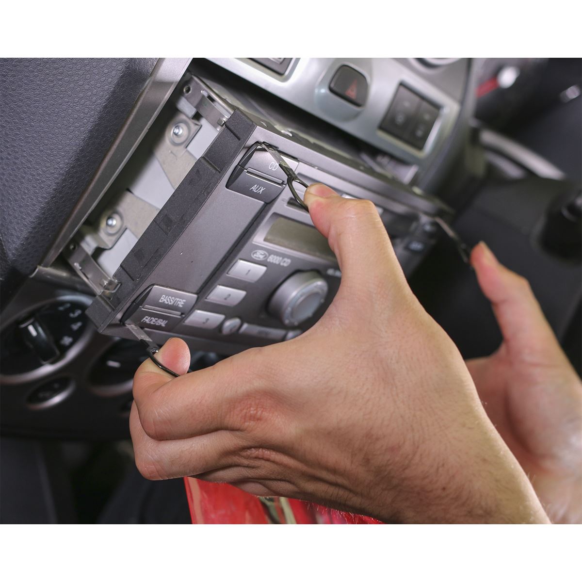 Sealey VS8041 Radio Release Tool Set 18pc Sealey