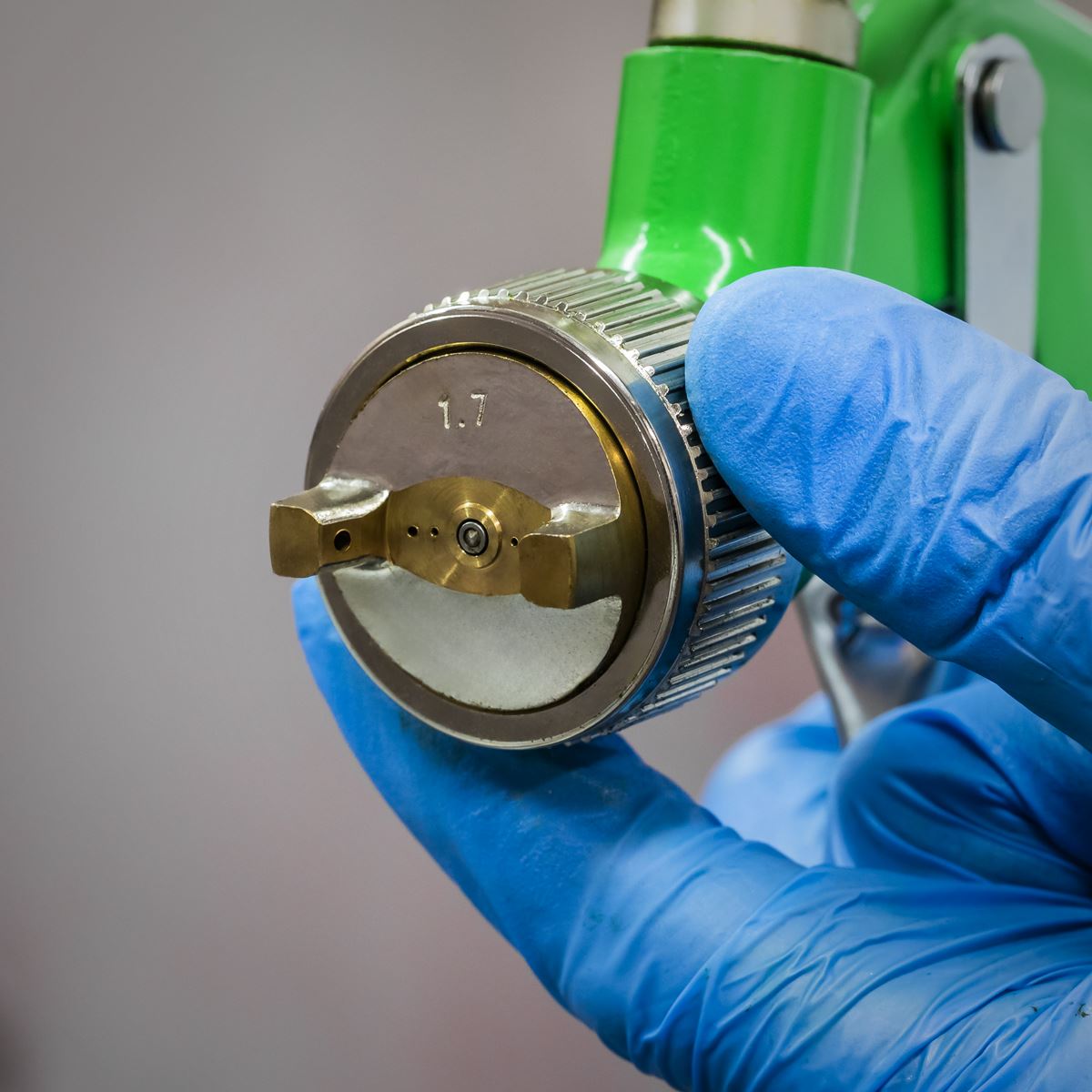 Sealey S717G Gravity Feed Spray Gun 1.7mm Set-Up Sealey