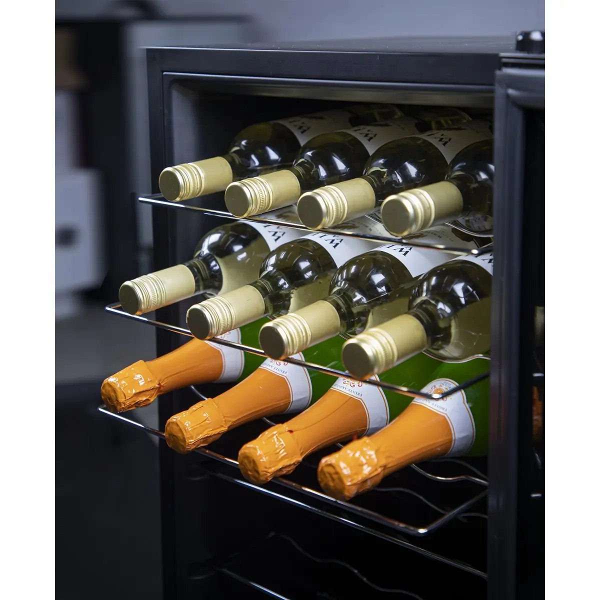 Baridi DH10 28 Bottle Wine Fridge with Digital Touchscreen Controls & LED Light Black Baridi