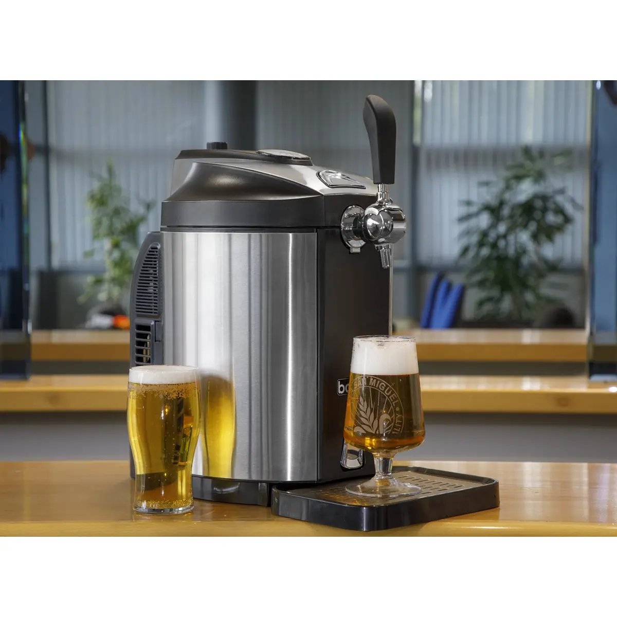 Baridi DH49 5L Mini Keg Beer Dispenser Tap 4°C Integrated Cooling Baridi