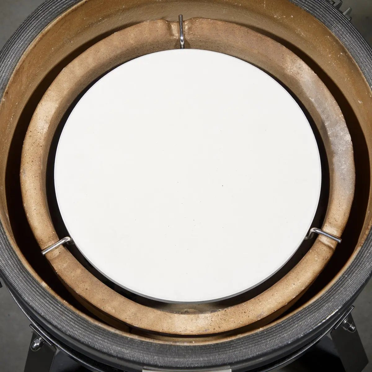 Dellonda DG186 Heat Deflector/Pizza Stone for Kamado BBQs - Ø26.5cm Dellonda